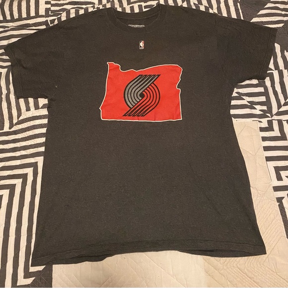 Portland Trail Blazers Nicolas Batum Shirt - Picture 1 of 2